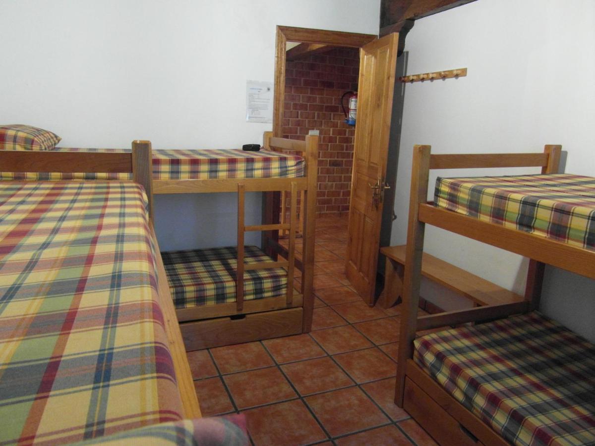 Albergue La Torre Сантьюрде-де-Рейноса Экстерьер фото