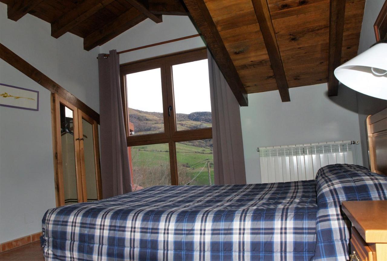 Albergue La Torre Сантьюрде-де-Рейноса Экстерьер фото