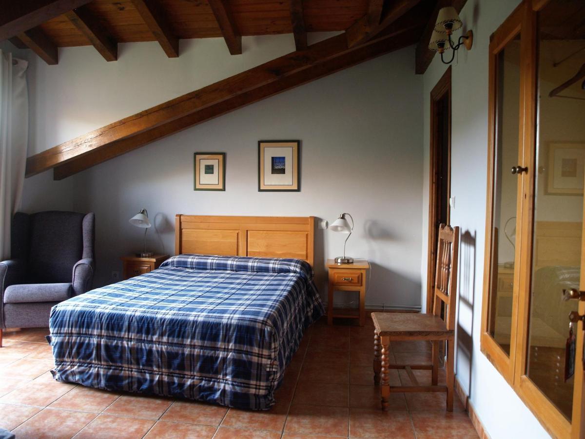 Albergue La Torre Сантьюрде-де-Рейноса Экстерьер фото